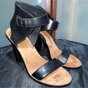 Vince Nicole Black Leather Block Heel Sandals Size 8.5 Revolve Sold Out! $425